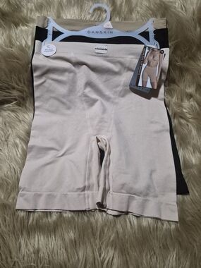 Danskin Seamless Slip Shorts | 3 pairs